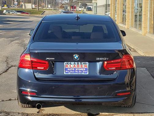 2016 BMW 320 i