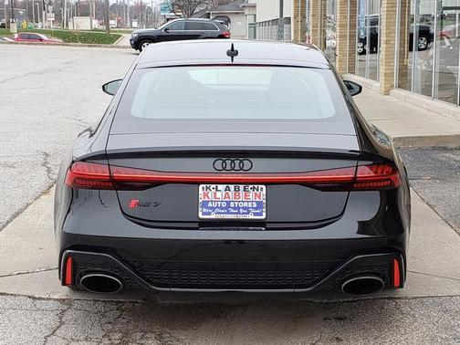 2022 Audi RS 7 4.0T