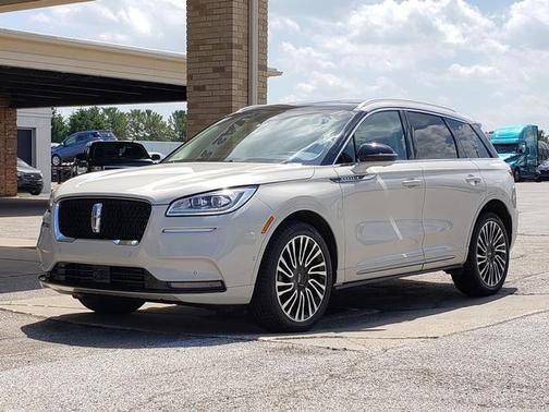 Ceramic Pearl 2021 Lincoln Corsair Reserve