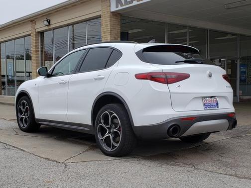 2022 Alfa Romeo Stelvio Ti