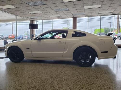 2009 Ford Mustang GT Premium