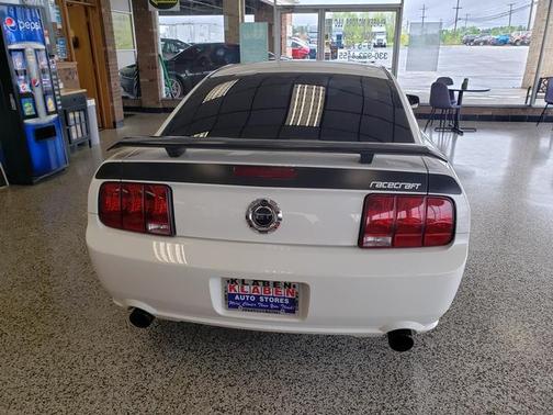 2009 Ford Mustang GT Premium