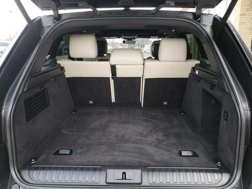 2021 Land Rover Range Rover Sport HSE Silver Edition