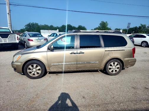 2007 Hyundai Entourage GLS