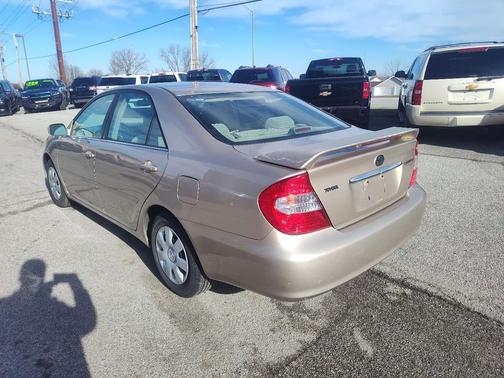 2002 Toyota Camry LE