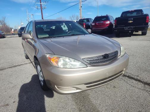 2002 Toyota Camry LE