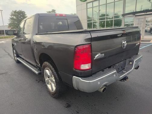 Granite Crystal Metallic Clearcoat 2017 RAM 1500 Big Horn