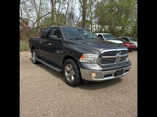 Granite Crystal Metallic Clearcoat 2017 RAM 1500 Big Horn
