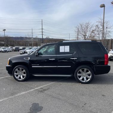 2009 Cadillac Escalade Base