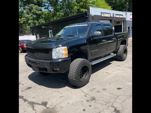 Black 2011 Chevrolet Silverado 1500 LT Truck