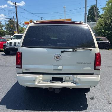 White Diamond 2003 Cadillac Escalade Base