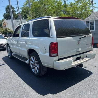 White Diamond 2003 Cadillac Escalade Base