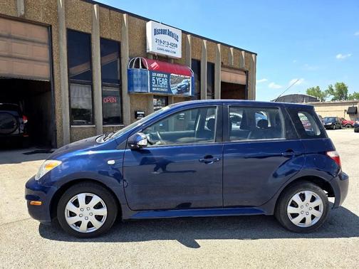2006 Scion xA 4dr HB Manual (Natl)