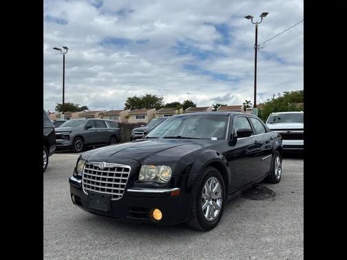 Brilliant Black Crystal Pearlcoat 2008 Chrysler 300 Limited