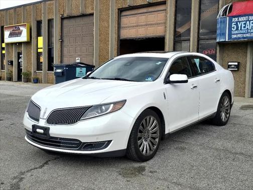 2014 Lincoln MKS Base