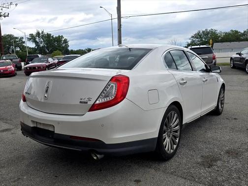 2014 Lincoln MKS Base