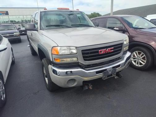 GOLD 2007 GMC Sierra 2500 Work Truck
