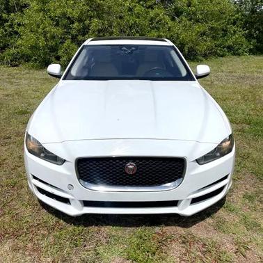 2017 Jaguar XE 25t