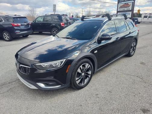 2018 Buick Regal TourX Essence