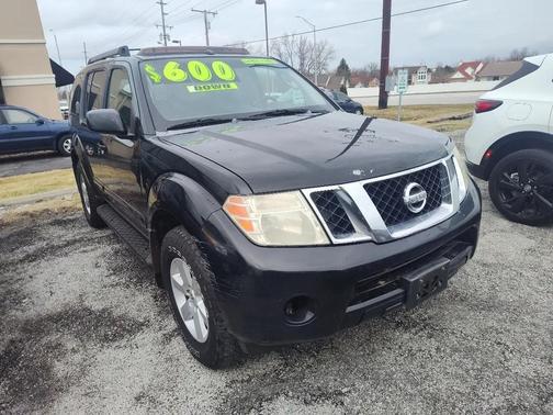 2008 Nissan Pathfinder SE