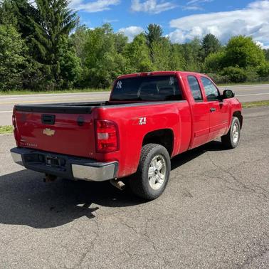 Victory Red 2011 Chevrolet Silverado 1500 LT
