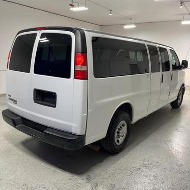2011 Chevrolet Express 3500 LS