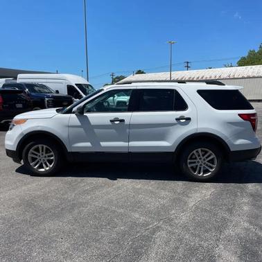 Ruby Red Metallic Tinted Clearcoat 2015 Ford Explorer Base