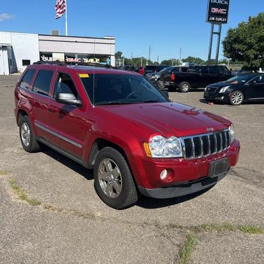 RED 2005 Jeep Grand Cherokee Limited