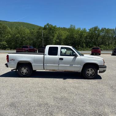Summit White 2003 Chevrolet Silverado 1500 LS Extended Cab