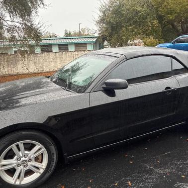 2014 Ford Mustang V6