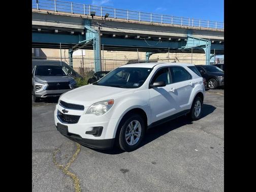 Summit White 2015 Chevrolet Equinox LS