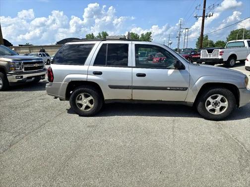 2004 Chevrolet Trailblazer LS