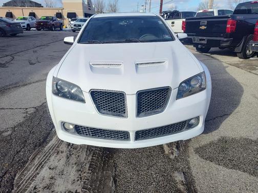 2009 Pontiac G8 4dr Sdn