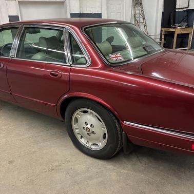 1996 Jaguar XJ6 4dr Sdn 4.0L
