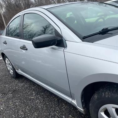 2005 Mitsubishi Galant Base