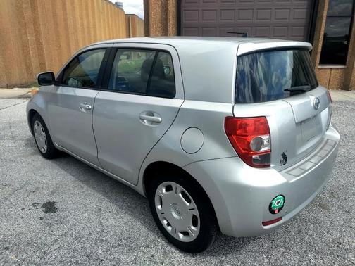 2010 Scion xD 5dr HB Man (Natl)