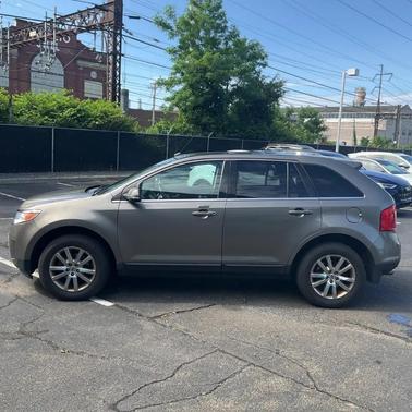 Mineral Gray Metallic 2014 Ford Edge Limited