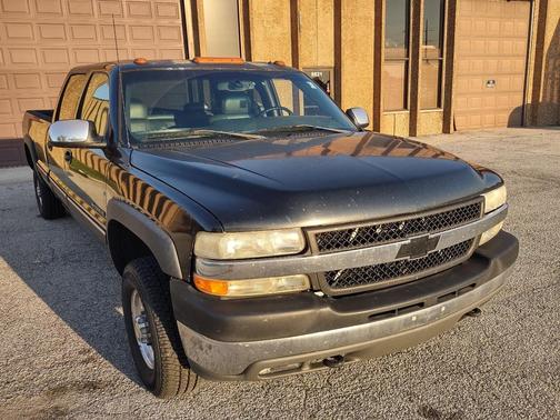 2002 Chevrolet Silverado 2500 LT H/D Crew Cab