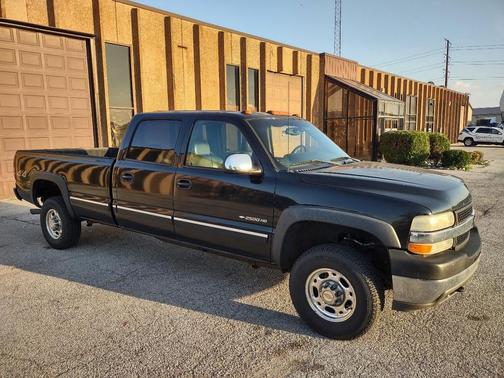 2002 Chevrolet Silverado 2500 LT H/D Crew Cab