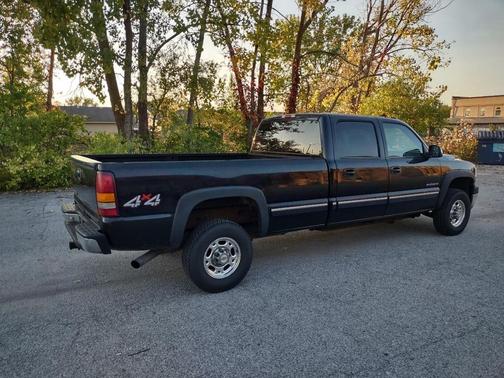 2002 Chevrolet Silverado 2500 LT H/D Crew Cab