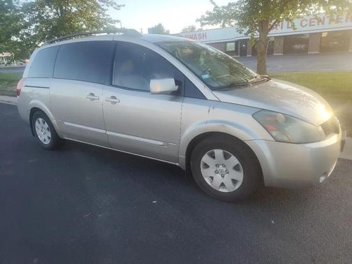 Sahara Gold Metallic 2004 Nissan Quest 3.5 S