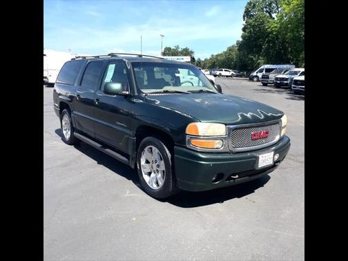 2001 GMC Yukon XL Denali
