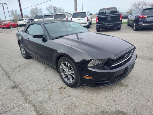 2014 Ford Mustang V6