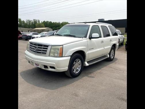 2004 Cadillac Escalade Base