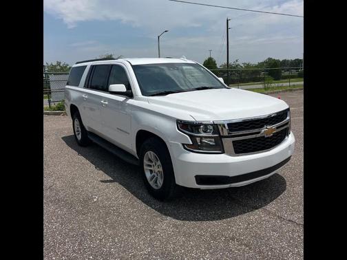 WHITE 2019 Chevrolet Suburban LT