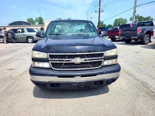 2006 Chevrolet Silverado 1500 W/T