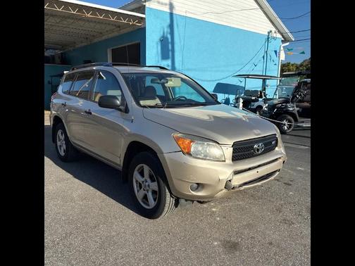 GOLD 2008 Toyota RAV4 Base