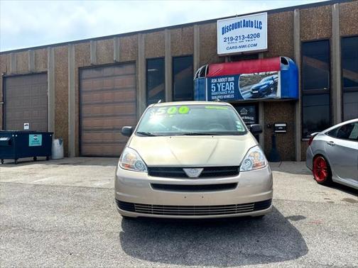 2004 Toyota Sienna CE