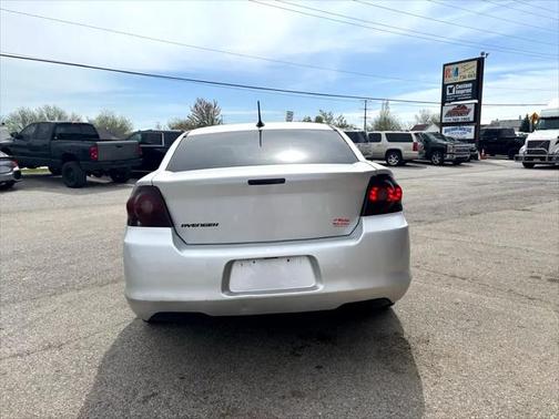 2012 Dodge Avenger SE