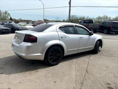 2012 Dodge Avenger SE